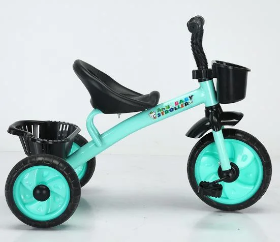 Anak-anak yang mengendarai sepeda motor 3 warna 4